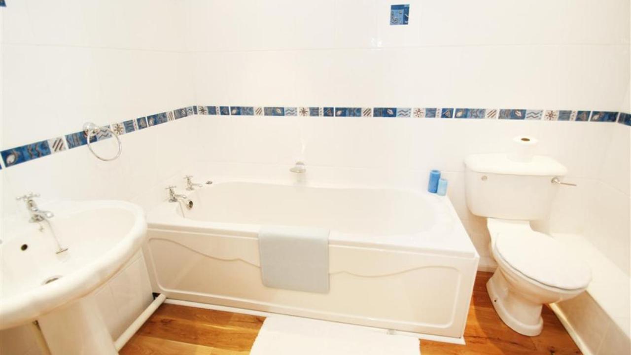 Newton Road Villa Luaran gambar
